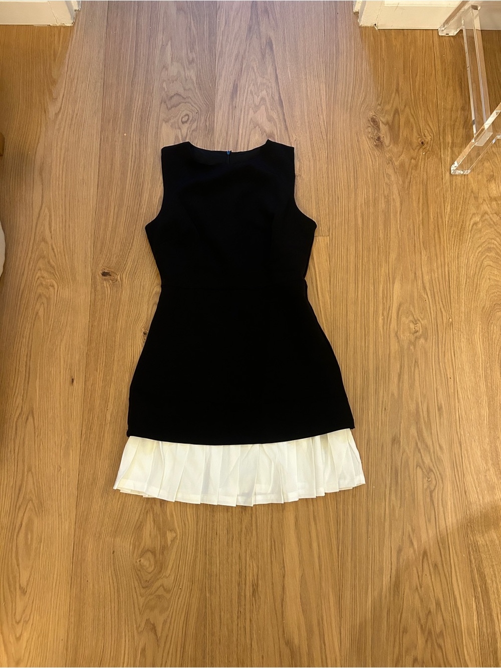 Commense Black Sleeveless Dress with White Pleated Hem